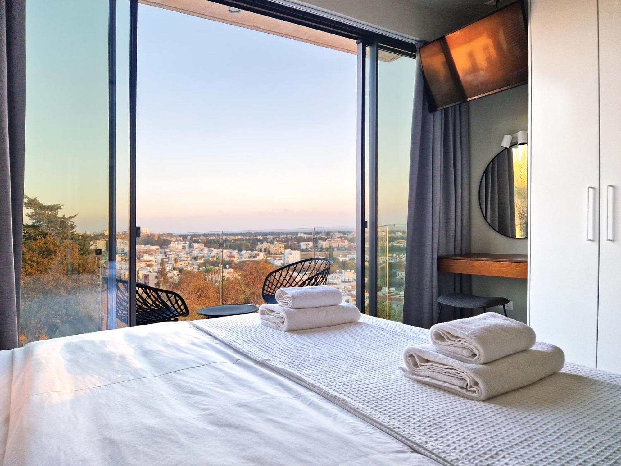 Aeon Residences - In The Heart Of Paphos Exteriör bild