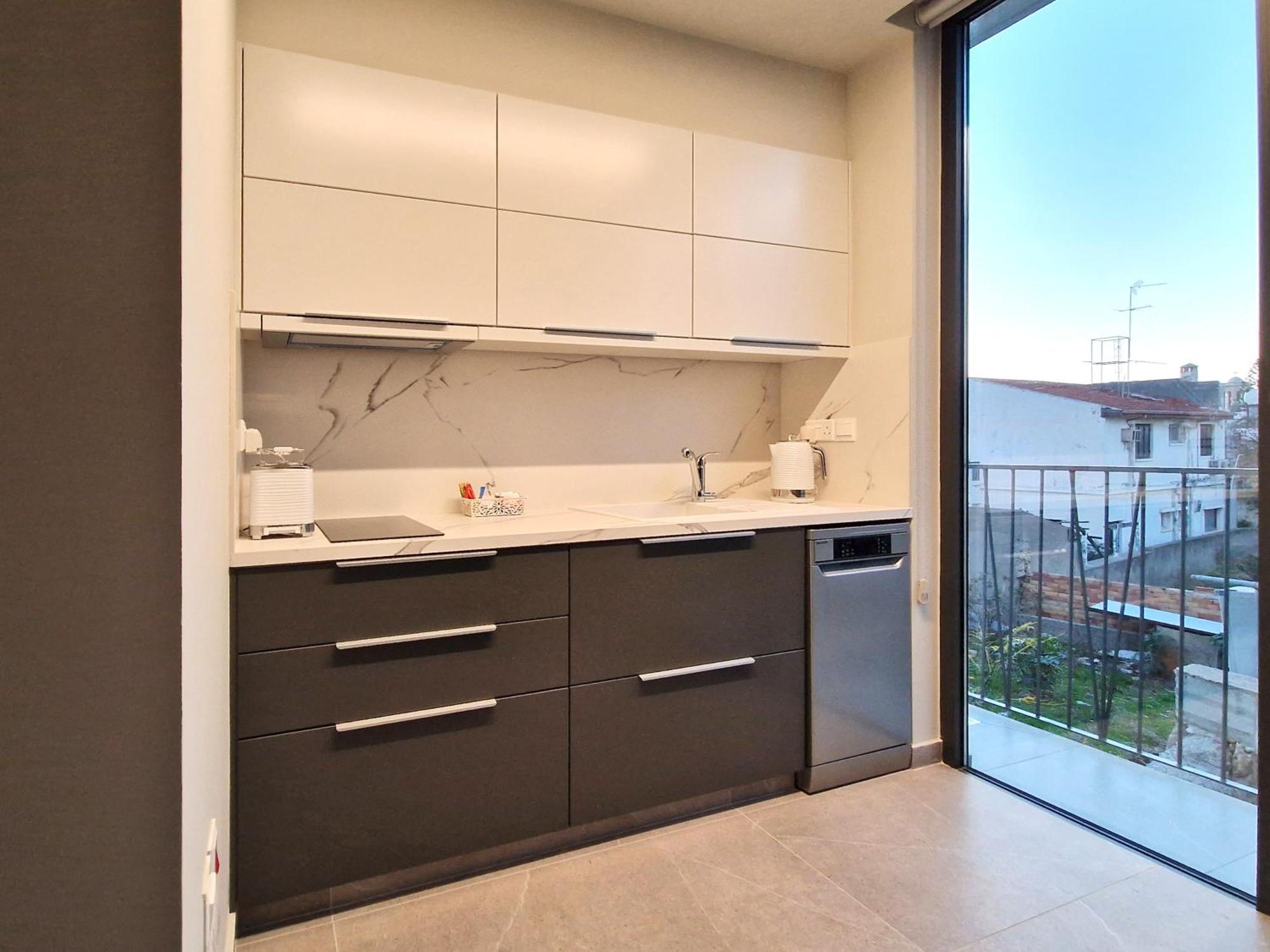 Aeon Residences - In The Heart Of Paphos Exteriör bild